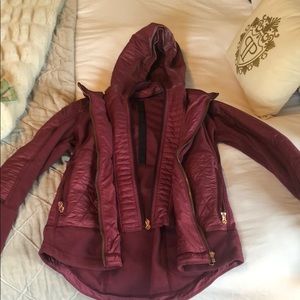 MAROON LULULEMON COAT SIZE 6!!!!